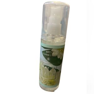 Good Chemistry Water Lilly Body Spray W/ Essential Oils Blackberry Water Lilly